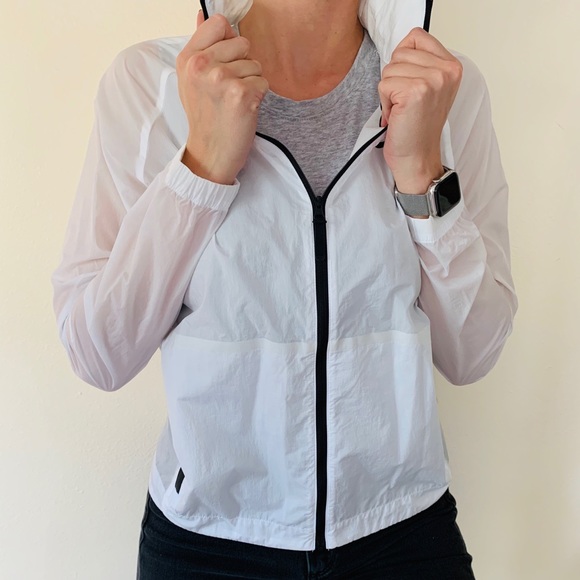 NWT Nike Running Jacket 150$ windbreaker - Picture 2 of 8